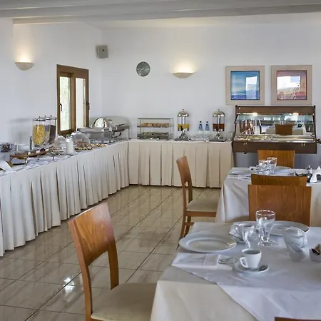 益阳纳吉酒店 4*