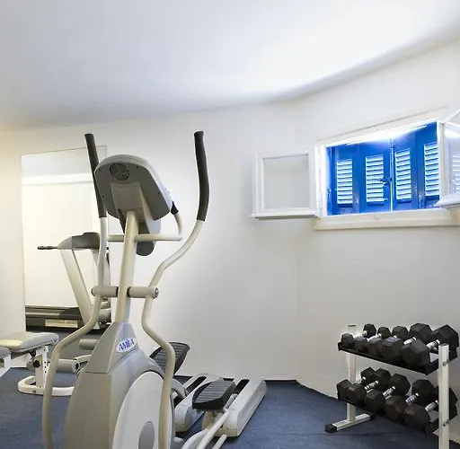 ホテル イアナキ 4*