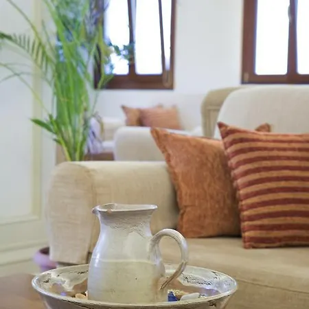 يياناكي أورنوس