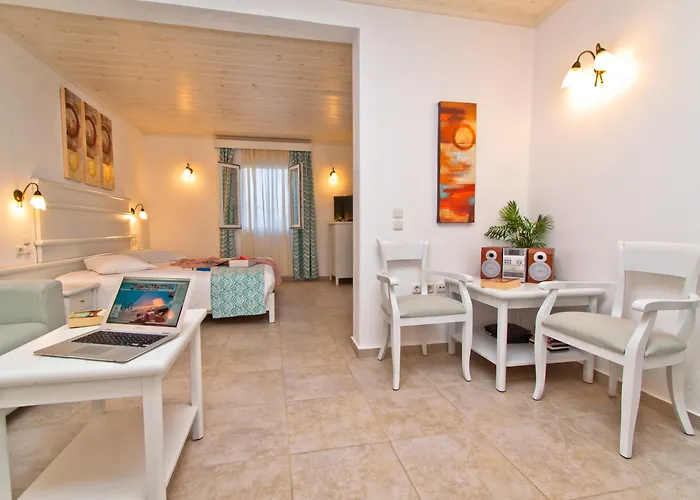 Yiannaki Hotel Ornos (Mykonos)