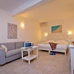Yiannaki Hotel