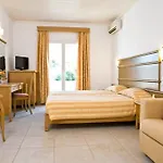 Otel Yiannaki Ornos (Mykonos)