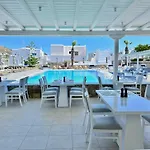 Hotel Yiannaki 4*