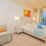 Otel Yiannaki Ornos (Mykonos)