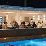 Yiannaki Hotel 4*