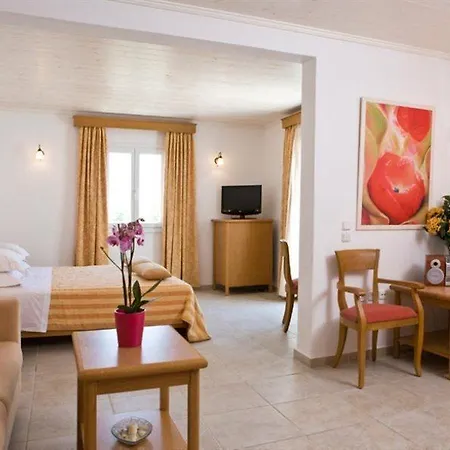 Yiannaki 4* Ornos (Mykonos)
