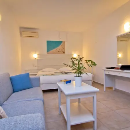 Yiannaki Hotel