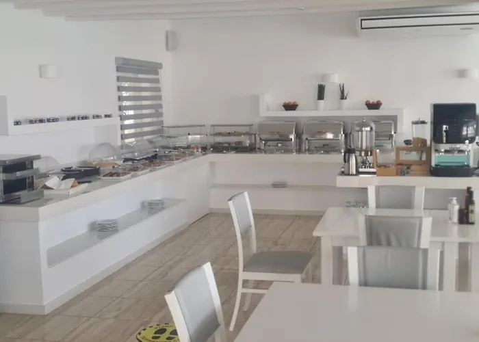 Yiannaki Ornos (Mykonos)