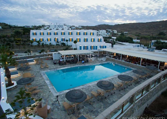 Yiannaki Hotel 4*